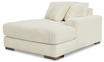 Lindyn Sectional with Chaise - Inland Furniture (San Bernardino, CA)