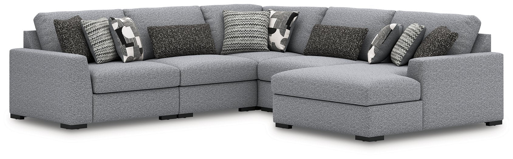 Bealton Sectional with Chaise - Inland Furniture (San Bernardino, CA)