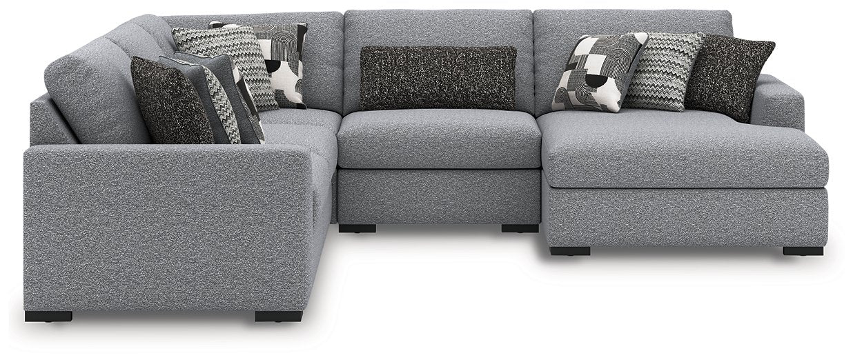 Bealton Sectional with Chaise - Inland Furniture (San Bernardino, CA)