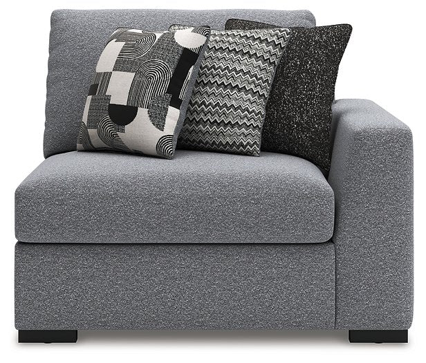 Bealton Sectional with Chaise - Inland Furniture (San Bernardino, CA)