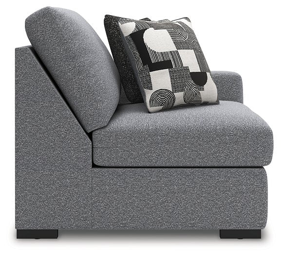 Bealton Sectional with Chaise - Inland Furniture (San Bernardino, CA)