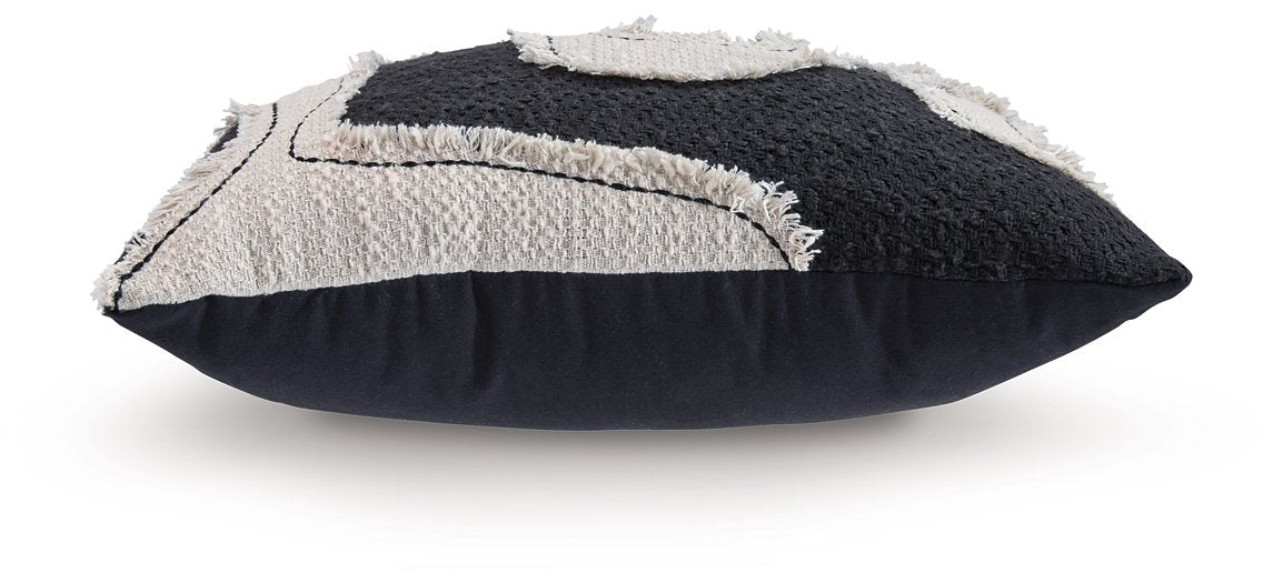 Veerbank Pillow (Set of 4) - Inland Furniture (San Bernardino, CA)