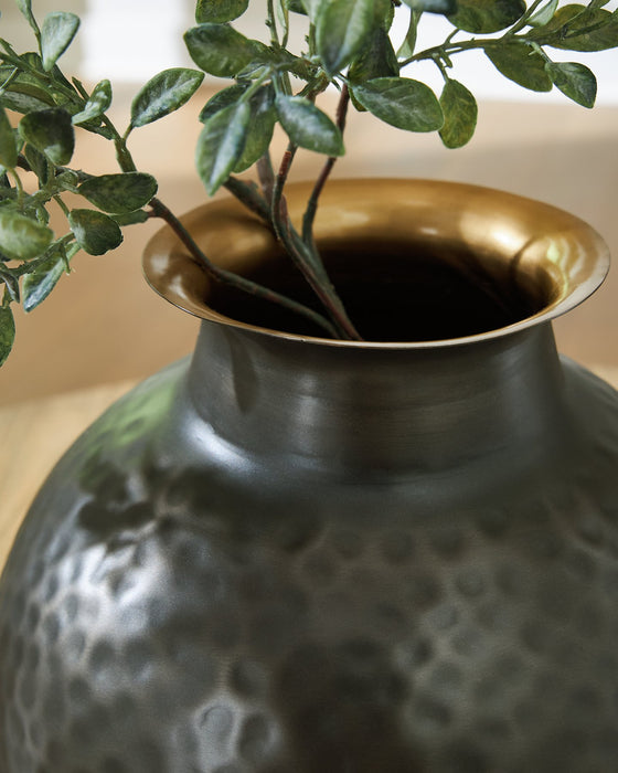 Woody Vase - Inland Furniture (San Bernardino, CA)