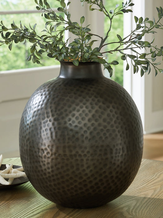 Woody Vase - Inland Furniture (San Bernardino, CA)