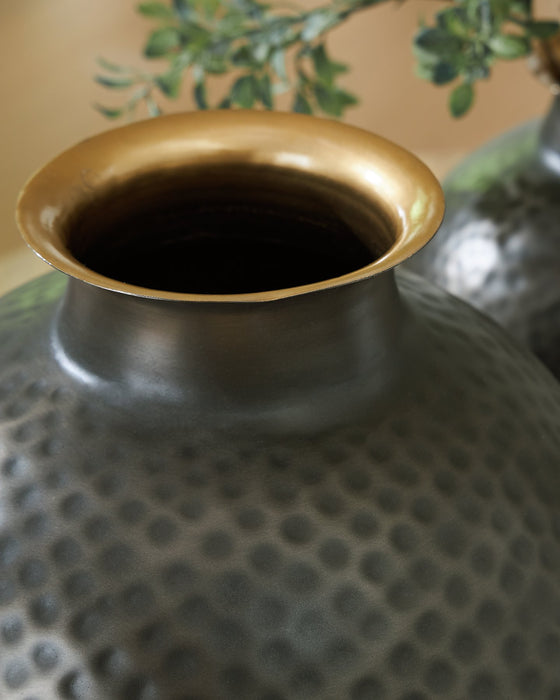 Woody Vase - Inland Furniture (San Bernardino, CA)