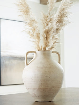Justy Vase - Inland Furniture (San Bernardino, CA)
