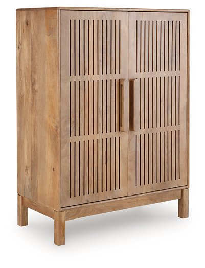 Pellamour Bar Cabinet - Inland Furniture (San Bernardino, CA)