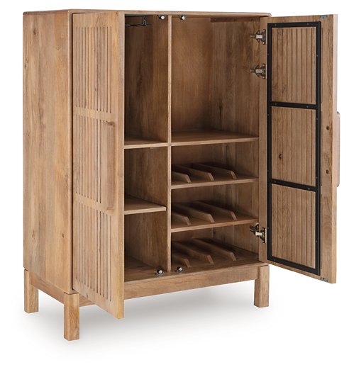 Pellamour Bar Cabinet - Inland Furniture (San Bernardino, CA)