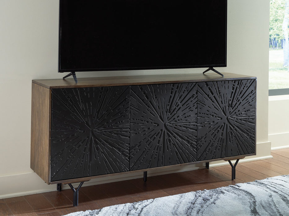 Lavinmont Accent Cabinet - Inland Furniture (San Bernardino, CA)