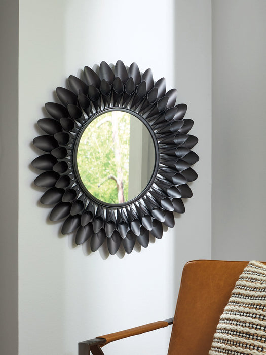 Ryenmour Accent Mirror - Inland Furniture (San Bernardino, CA)