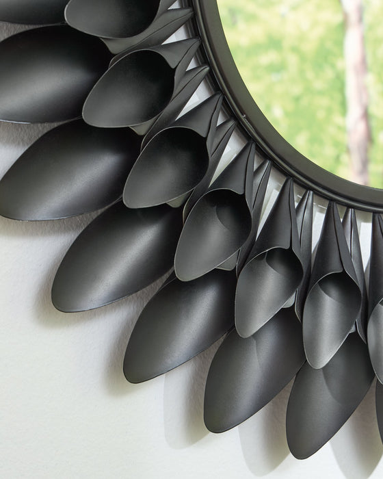 Ryenmour Accent Mirror - Inland Furniture (San Bernardino, CA)