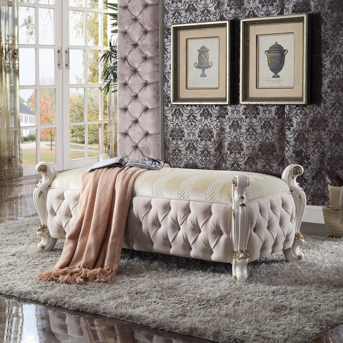 Picardy Fabric & Antique Pearl Bench - Inland Furniture (San Bernardino, CA)