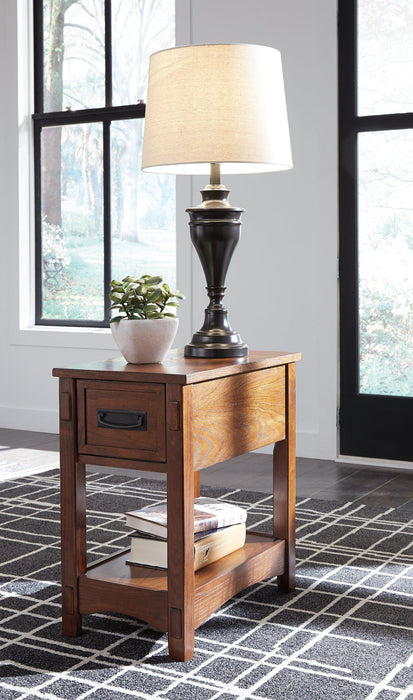 Breegin Chairside End Table - Inland Furniture (San Bernardino, CA)