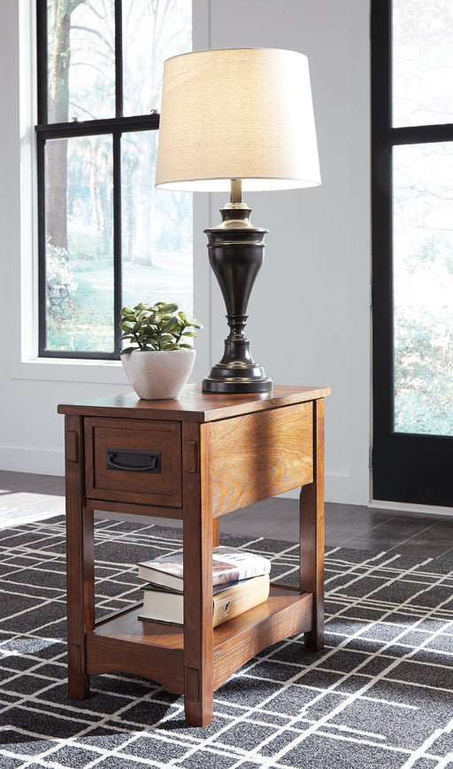 Breegin Chairside End Table - Inland Furniture (San Bernardino, CA)