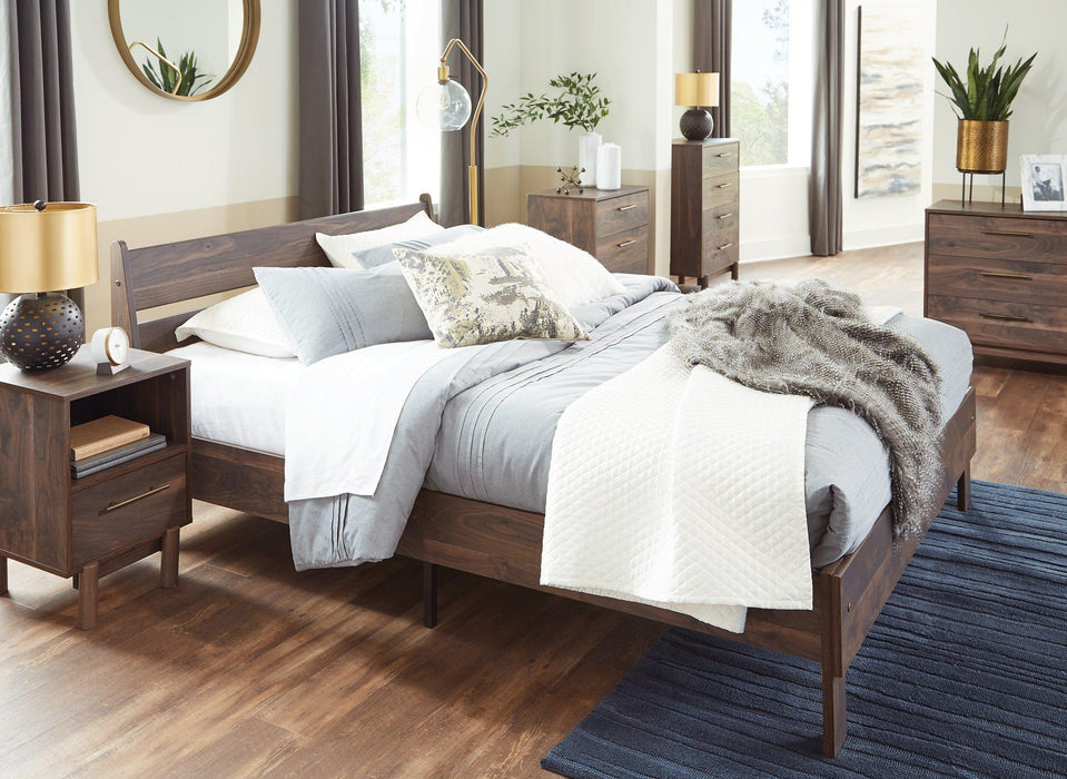 Calverson Bed - Inland Furniture (San Bernardino, CA)