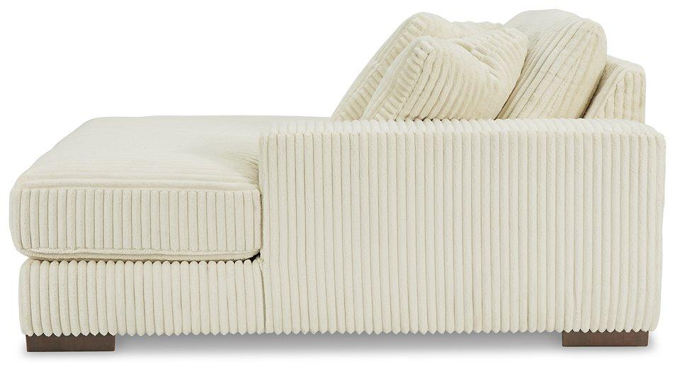 Lindyn Sectional with Chaise - Inland Furniture (San Bernardino, CA)