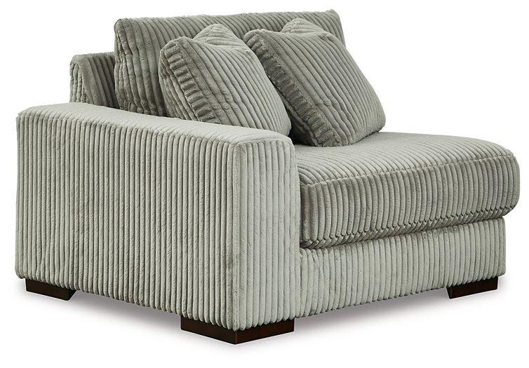 Lindyn Sectional with Chaise - Inland Furniture (San Bernardino, CA)
