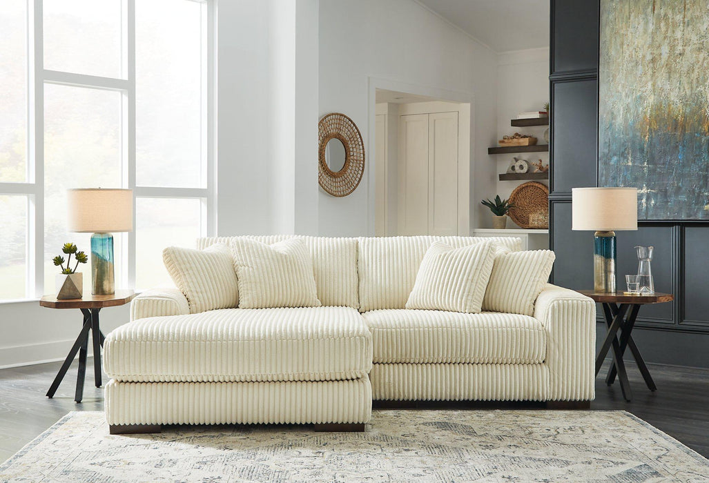 Lindyn Sectional with Chaise - Inland Furniture (San Bernardino, CA)