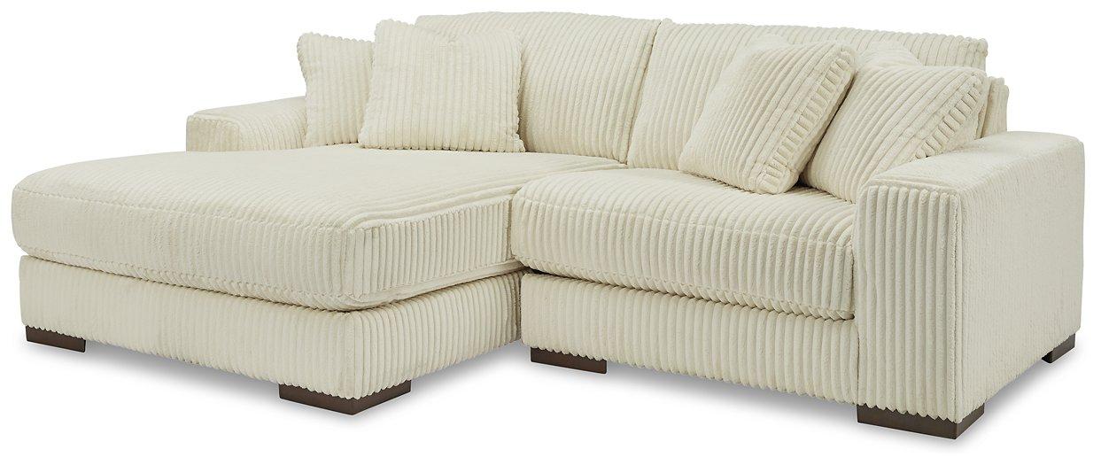 Lindyn Sectional with Chaise - Inland Furniture (San Bernardino, CA)