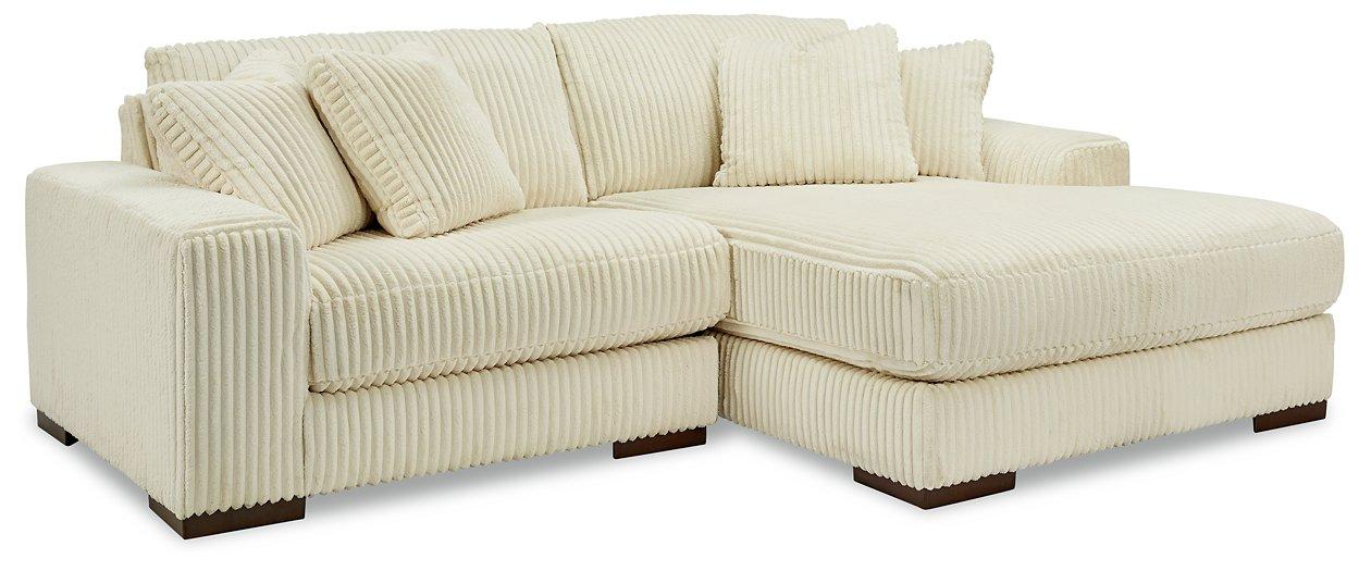 Lindyn Sectional with Chaise - Inland Furniture (San Bernardino, CA)