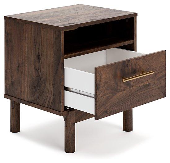 Calverson Nightstand - Inland Furniture (San Bernardino, CA)