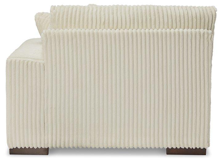 Lindyn Sectional with Chaise - Inland Furniture (San Bernardino, CA)