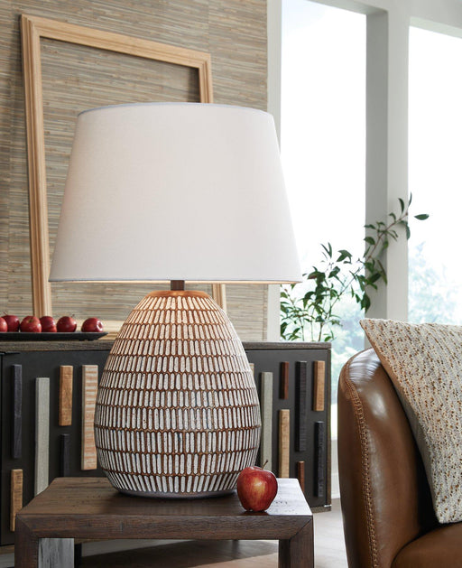 Darrich Table Lamp - Inland Furniture (San Bernardino, CA)