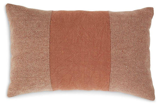 Dovinton Pillow (Set of 4) - Inland Furniture (San Bernardino, CA)