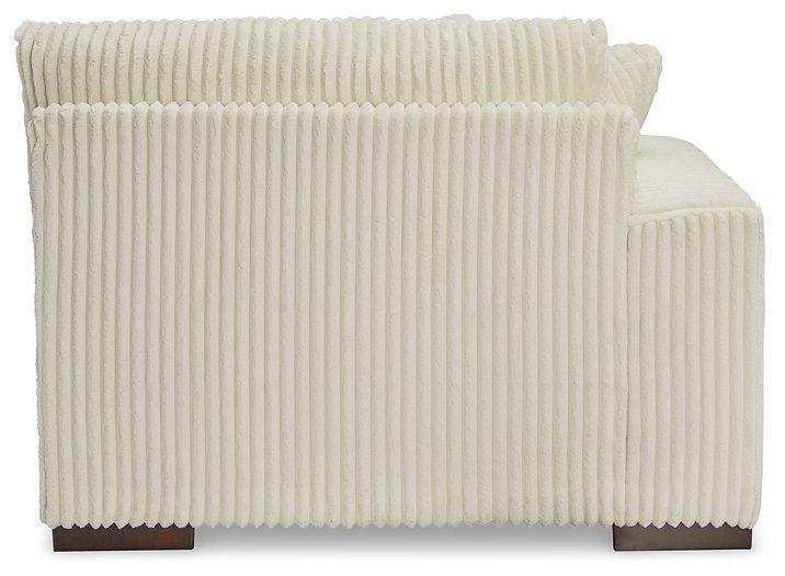 Lindyn Sectional with Chaise - Inland Furniture (San Bernardino, CA)