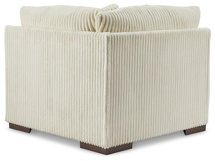 Lindyn Sectional with Chaise - Inland Furniture (San Bernardino, CA)