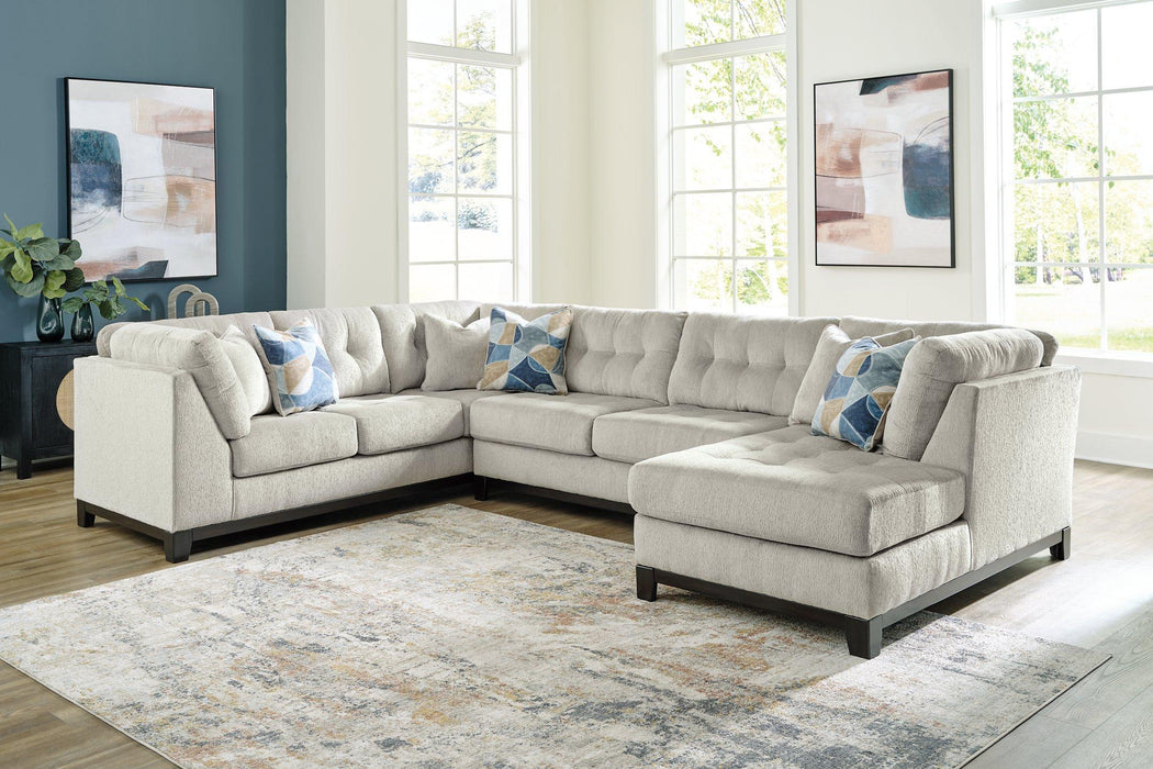 Maxon Place Sectional with Chaise - Inland Furniture (San Bernardino, CA)