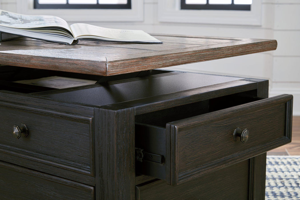 Tyler Creek Occasional Table Set - Inland Furniture (San Bernardino, CA)