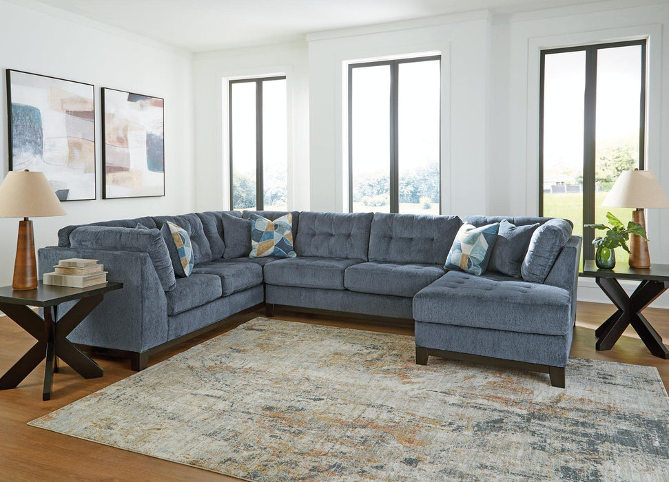 Maxon Place Sectional with Chaise - Inland Furniture (San Bernardino, CA)