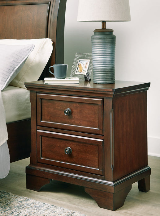 Trellington Nightstand - Inland Furniture (San Bernardino, CA)
