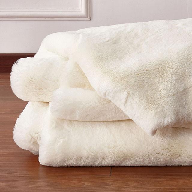 Caparica Off White Throw, Off White - Inland Furniture (San Bernardino, CA)