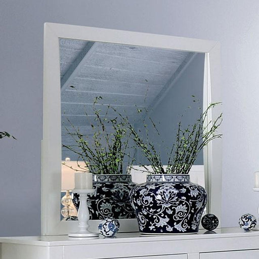 Deanne Mirror - Inland Furniture (San Bernardino, CA)