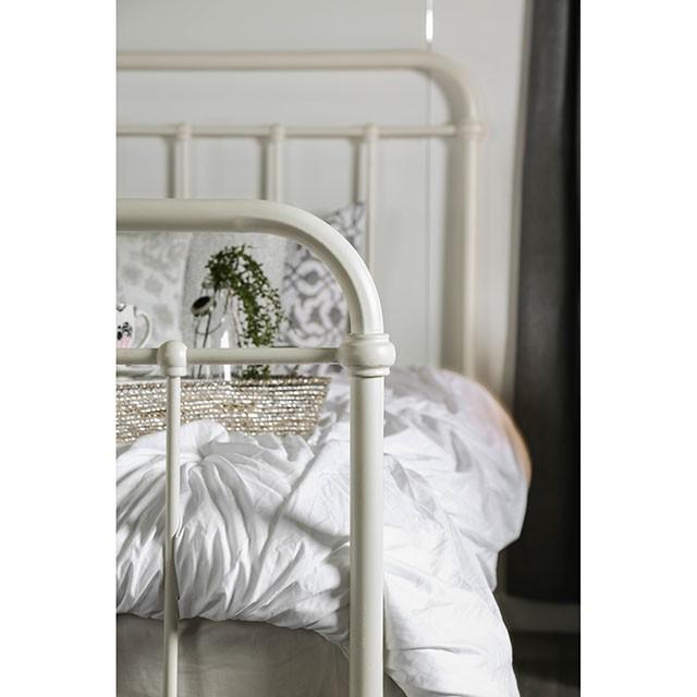 IRIA Vintage White Cal.King, E.King, & Full Bed - Inland Furniture (San Bernardino, CA)