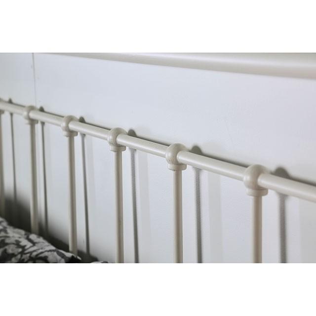 IRIA Vintage White Cal.King, E.King, & Full Bed - Inland Furniture (San Bernardino, CA)