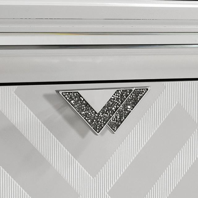 EMMELINE Chest, White - Inland Furniture (San Bernardino, CA)