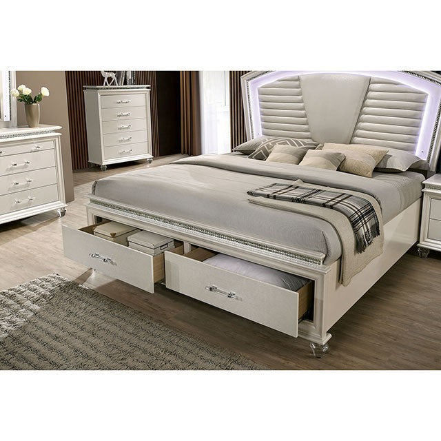 Maddie Bed White & Silver - Inland Furniture (San Bernardino, CA)