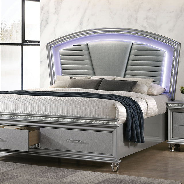 Maddie Bed White & Silver - Inland Furniture (San Bernardino, CA)