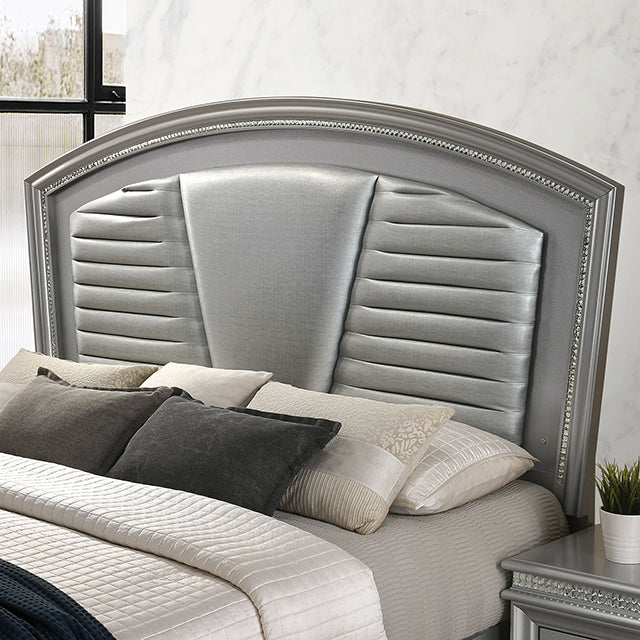 Maddie Bed White & Silver - Inland Furniture (San Bernardino, CA)