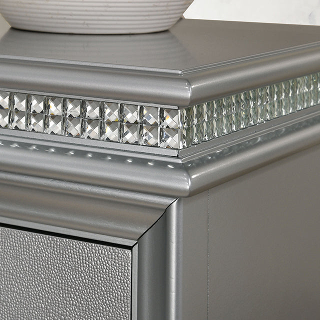 Maddie Bed White & Silver - Inland Furniture (San Bernardino, CA)