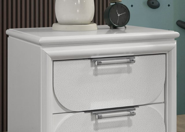Lareina Bed - Inland Furniture (San Bernardino, CA)