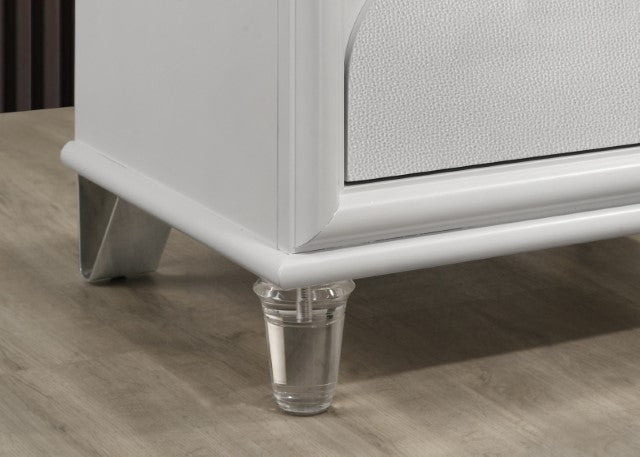 Lareina Nightstand - Inland Furniture (San Bernardino, CA)