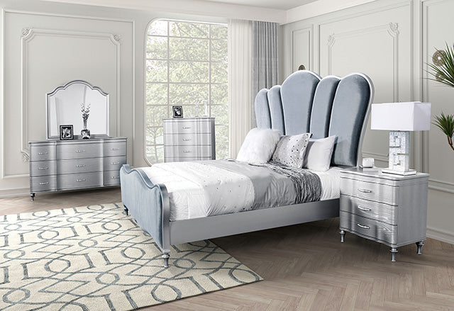 Melodi Parc E.King & Queen Bed Black & Silver - Inland Furniture (San Bernardino, CA)