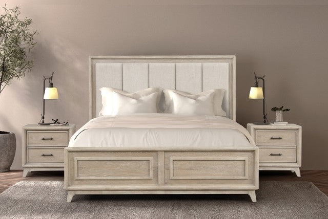 Midhurst E.King & Queen Bed - Inland Furniture (San Bernardino, CA)