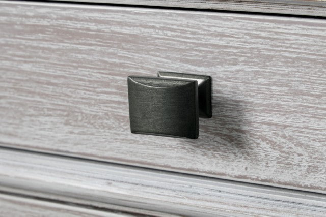 Swanley Nightstand - Inland Furniture (San Bernardino, CA)